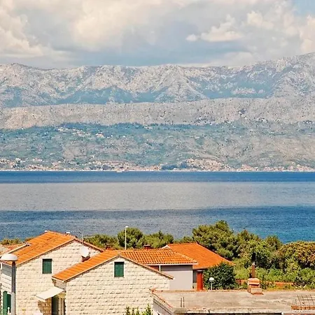 2 Bedrooms Appartement At Supetar 200 M Away From The Beach With Sea View Furnished Terrace And Wifi